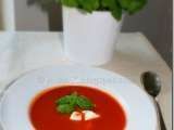 Supa de rosii cu mozzarella