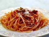 Rețetă Spaghete cu carnati italieni
