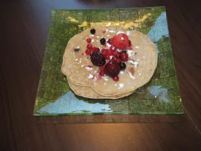 Rețetă Pancakes cu fructe de padure