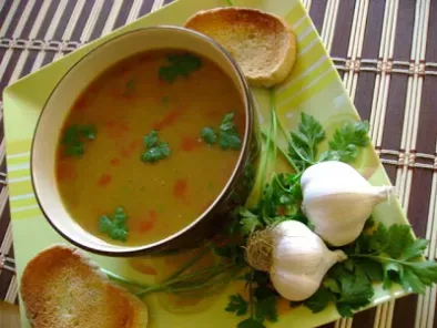 Supa crema de usturoi cu legume