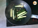 Etapa 3 - Zucchini cu lamaie si feta