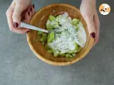 Etapa 3 - Salata de castraveti cu sos de iaurt