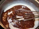 Etapa 2 - Tort de biscuiti cu ciocolata