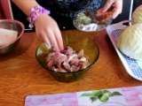 Etapa 2 - Varza cu carne de porc la cuptor (reteta video)