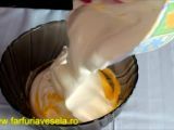 Etapa 3 - Tort cu mascarpone si nuca de cocos (reteta video)