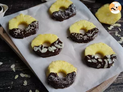 Ananas cu ciocolată: desertul perfect de făcut cu copiii