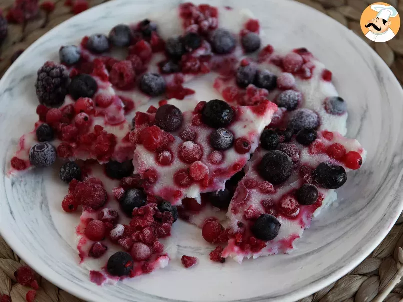Batoane de iaurt congelat cu fructe roșii - poza 2