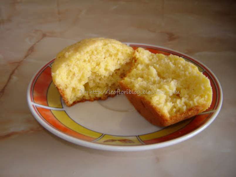 Briose de mamaliga / Polenta muffins - poza 4