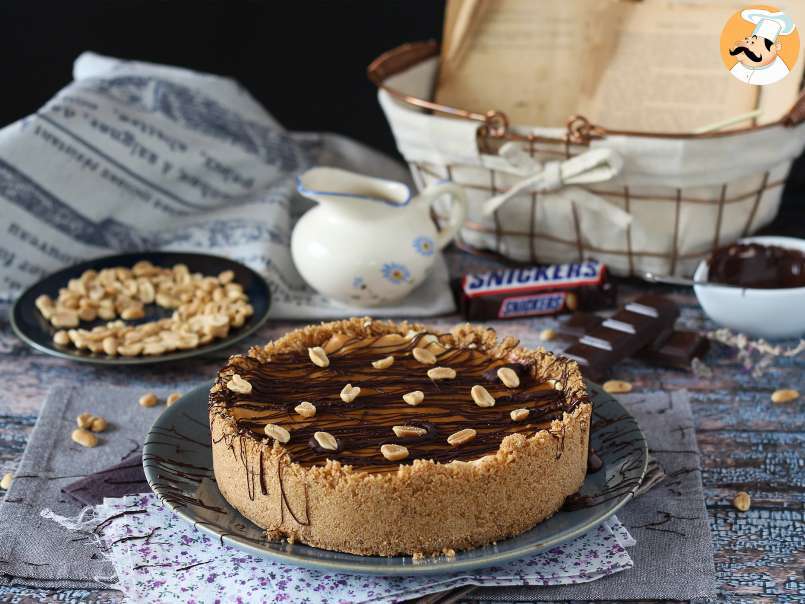 Cheesecake cu Snickers