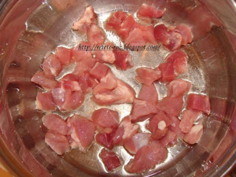 Ciorba taraneasca de porc - poza 4