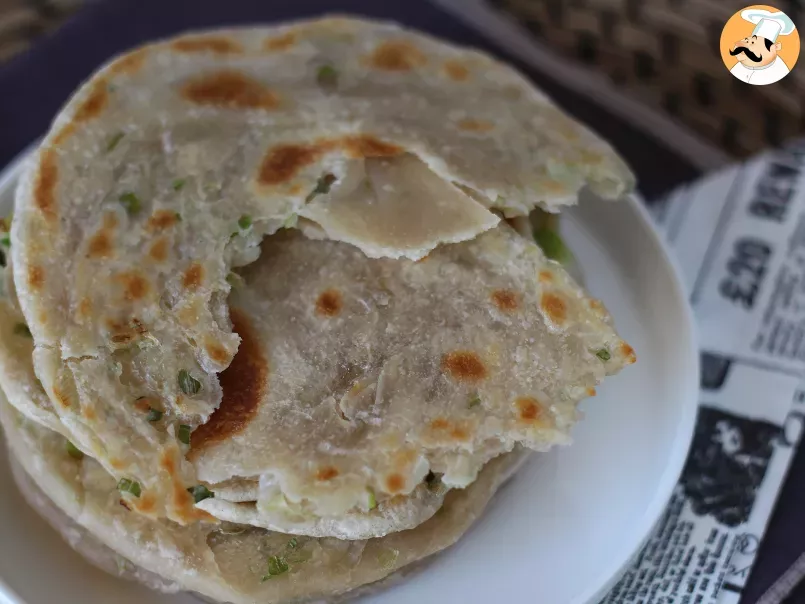 Clătite chinezești cu ceapă verde - Scallion pancakes - poza 2