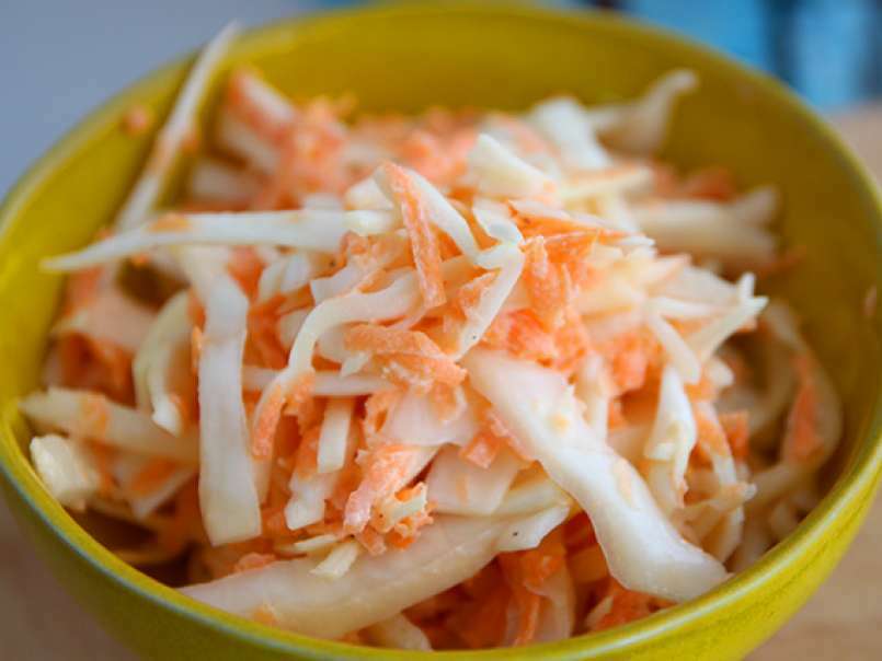 Coleslaw - salata de varza si morcov - poza 3