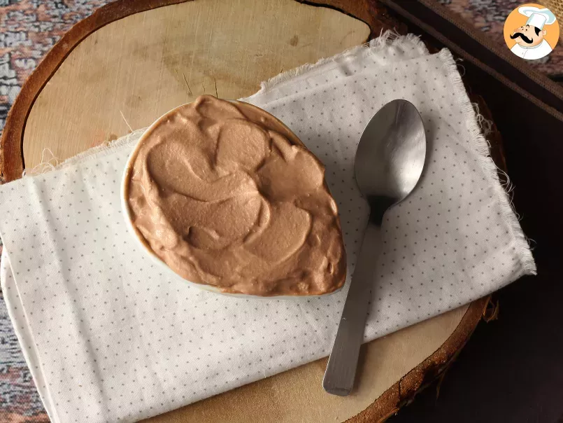 Crema cu Nutella, toppingul perfect pentru prăjiturile tale în straturi! - poza 3