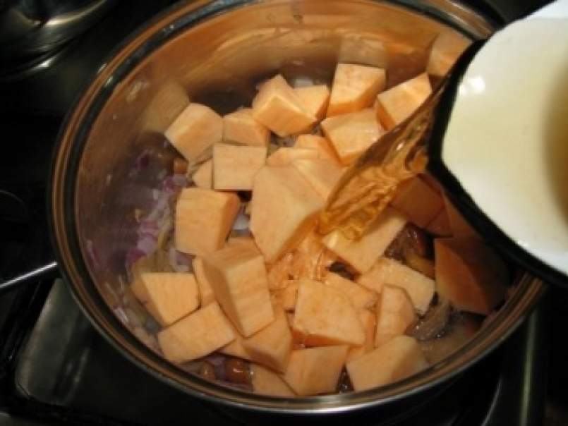 Ghiveci cu ciuperci si cartofi dulci - poza 6