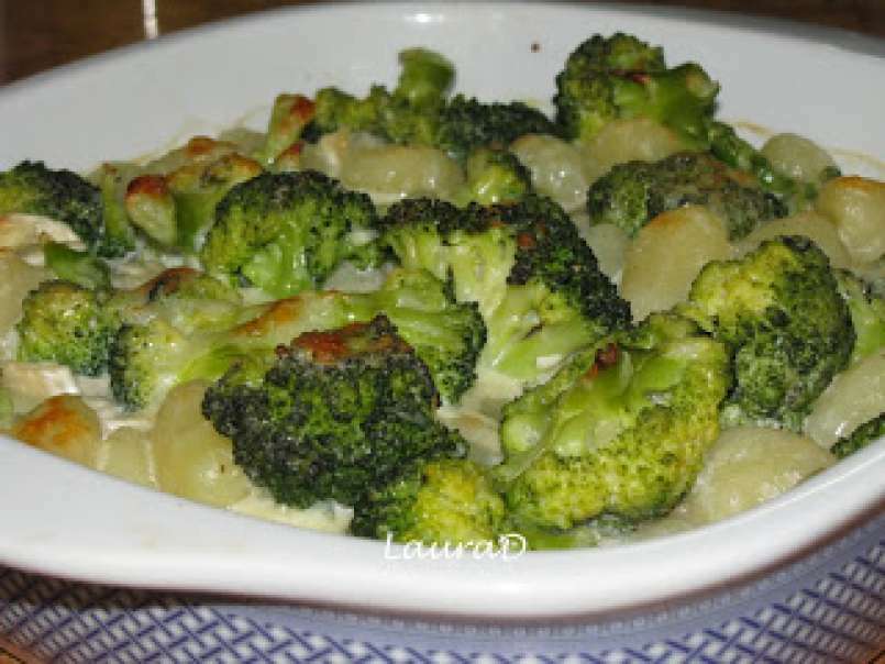 Gnocchi cu broccoli si branza albastra - poza 7