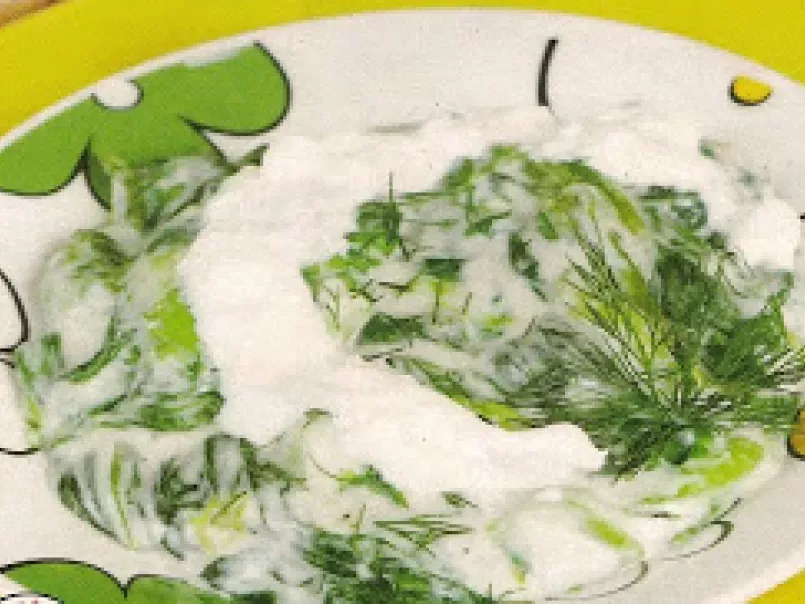 Mancare de salata verde - poza 2