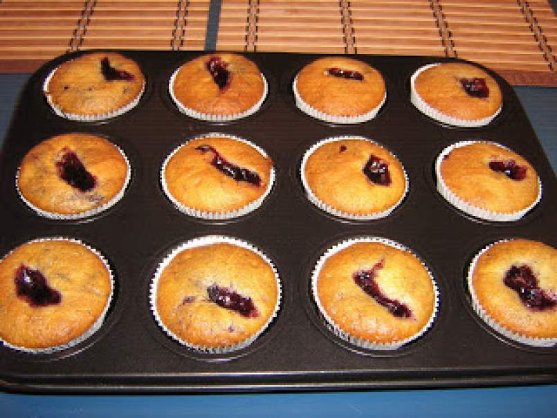 Muffins cu dulceata de afine - poza 7