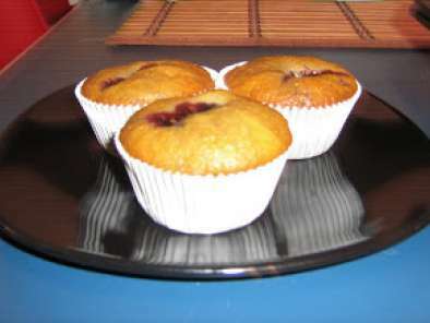 Muffins cu dulceata de afine - poza 9
