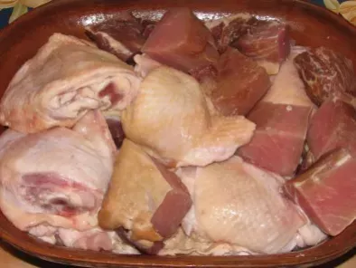 Muschi de porc afumat si pulpe superioare de pui cu legume mexicane si branza - poza 7