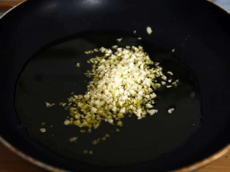 Paste aglio, olio e pepperoncino - poza 3