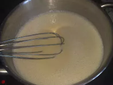 Prajitura cu vanilie si bezea - poza 8
