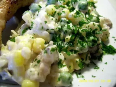 Salata cu orez, mazare, porumb si ciuperci - poza 9