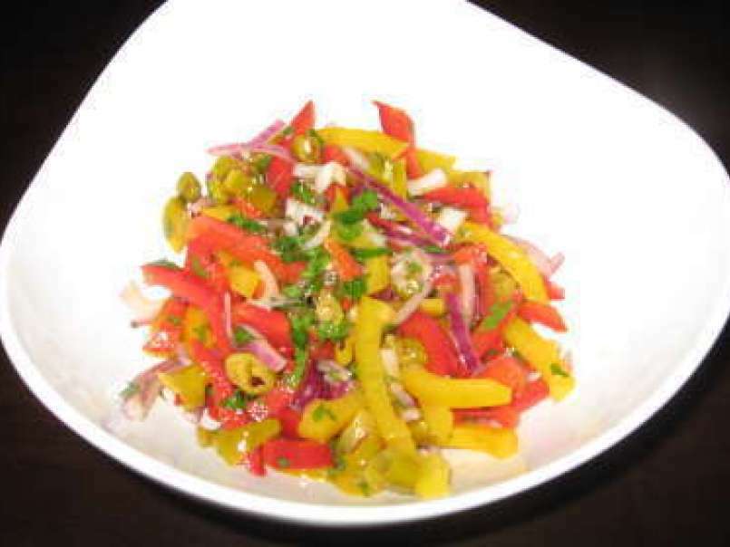 Salata de ardei multicolora - poza 2