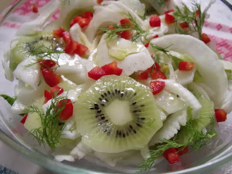 Salata de fenicul cu kiwi (fennel&kiwi salad)