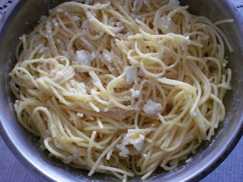 Spaghete cu branza - poza 2