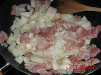 Sufleu de zuchinni cu bacon si parmezan la cuptor - poza 3