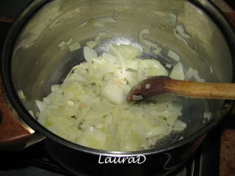 Supa-crema de conopida cu bucatele de Gorgonzola