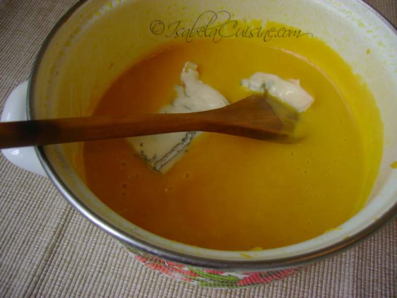 Supa-crema din dovleac si gorgonzola - poza 2
