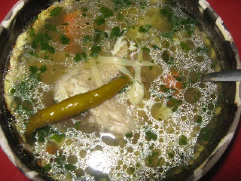 Supa de pui cu zdrente de ou - poza 2
