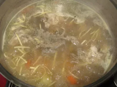 Supa de pui cu zdrente de ou - poza 7