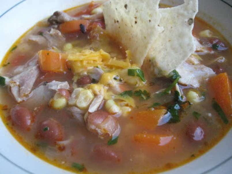 Supa de pui tortilla/ Chicken tortilla soup