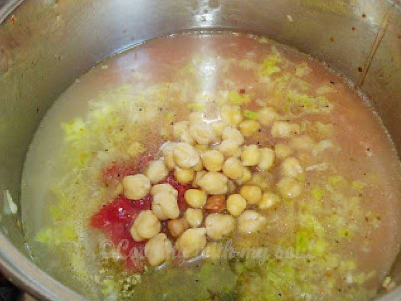 Supa Toscana de naut (Tuscan Chickpea Soup)