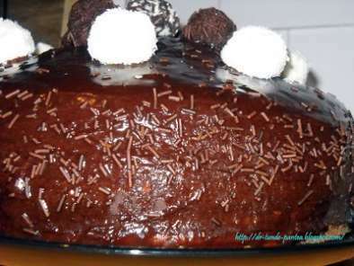 Tort 100% ciocolata - Tort Razvan - poza 5