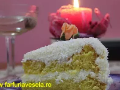 Tort cu mascarpone si nuca de cocos (reteta video)