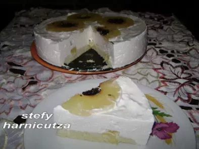 Tort cu mousse de iaurt si ananas - poza 2