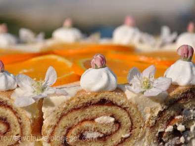Tort-rulada cu crema de iaurt si portocale - poza 2