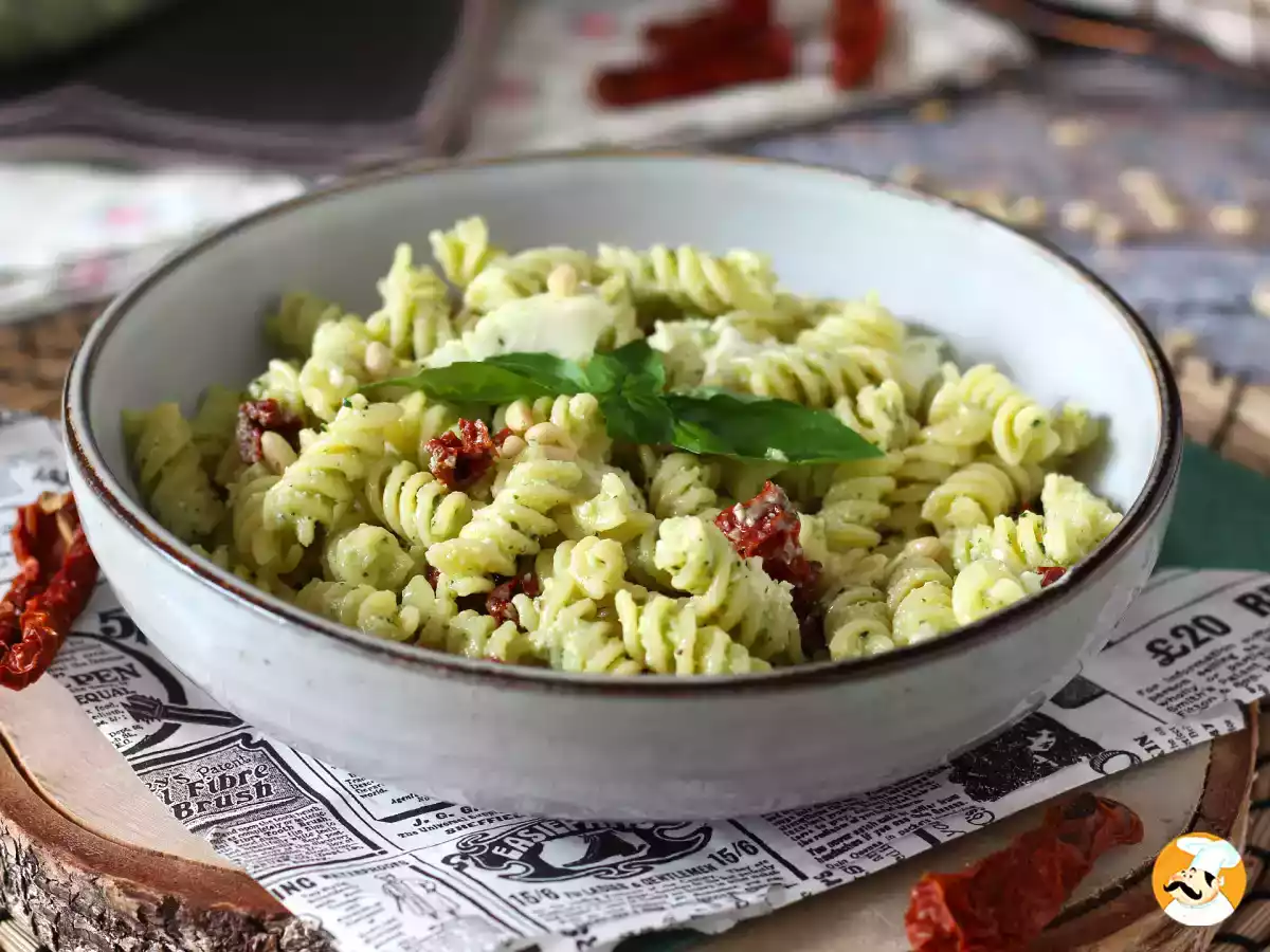 2. Salată rece de paste