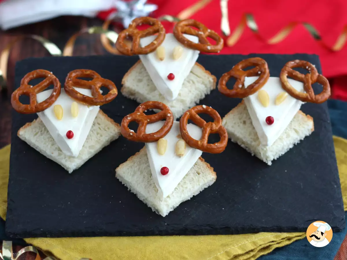 Toast de ren de Crăciun cu brânzeturi