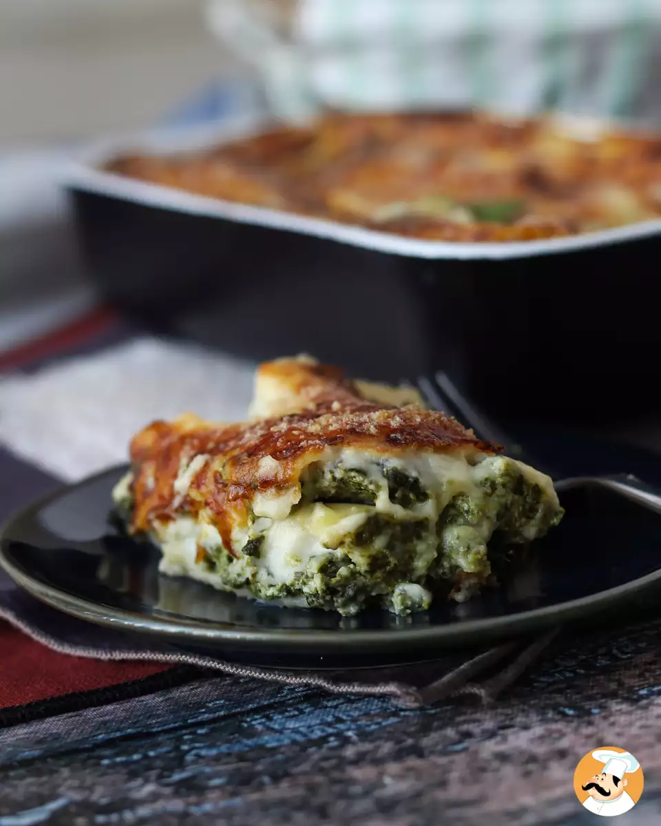 Lasagna vegetariană cu ricotta și spanac