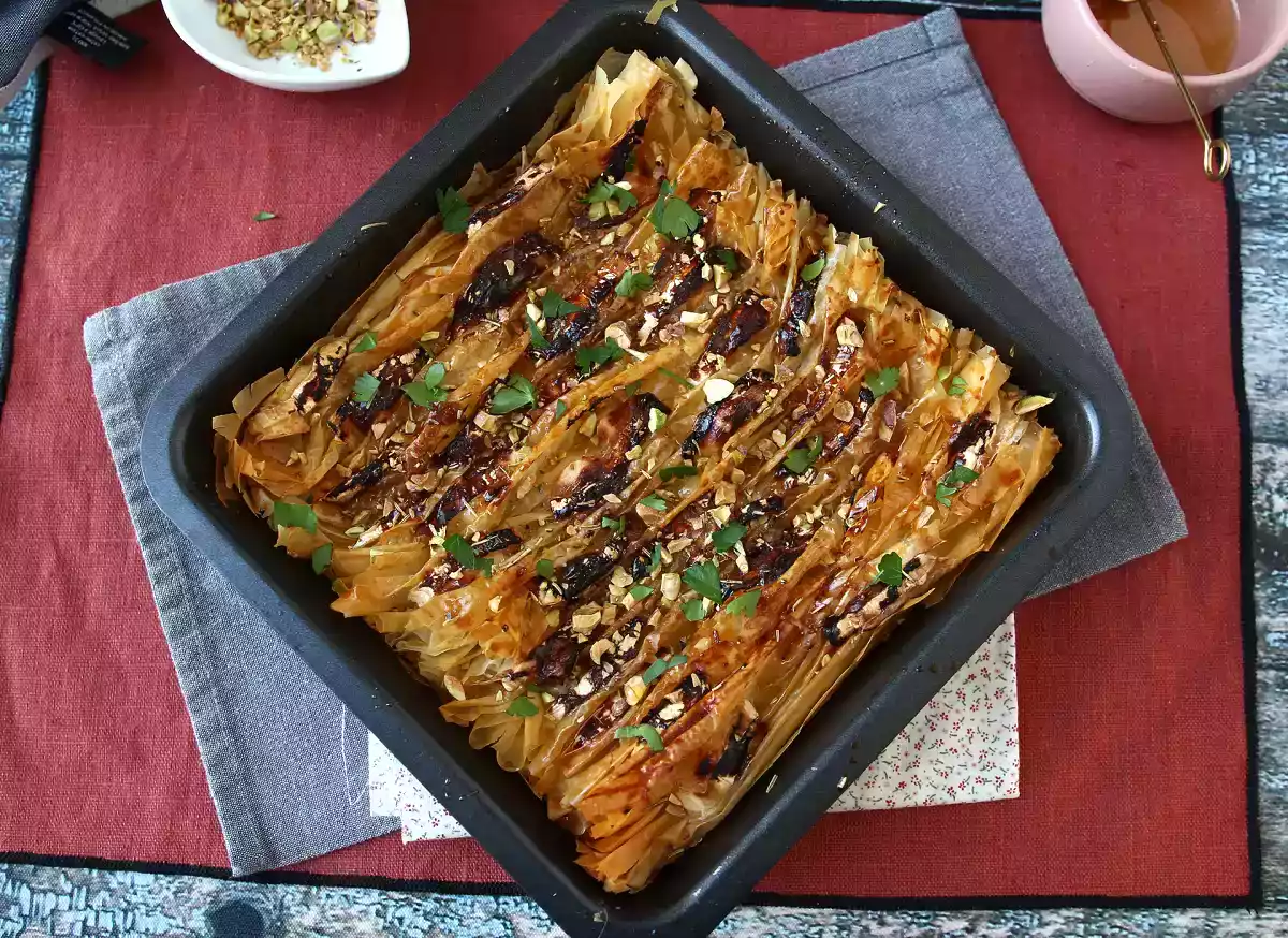 1. Prăjitură de capră și miere: echilibrul perfect de gust și simplitate