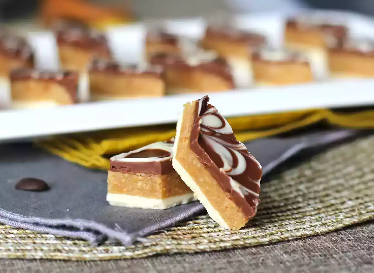 Rkhama - Bomboane cu alune și ciocolată