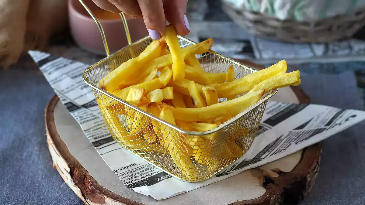 Ghidul final pentru a găti alimente congelate într-o friteuză cu aer fără a greși