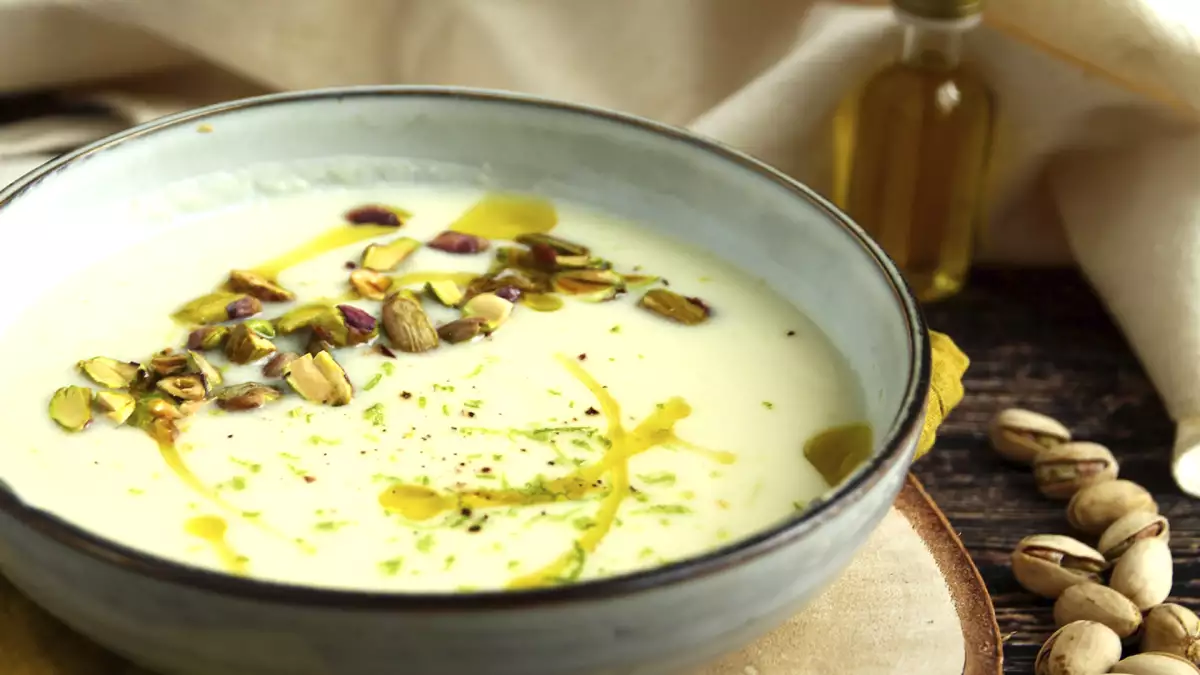 11 Creme și supe de toamnă cu ingrediente de sezon