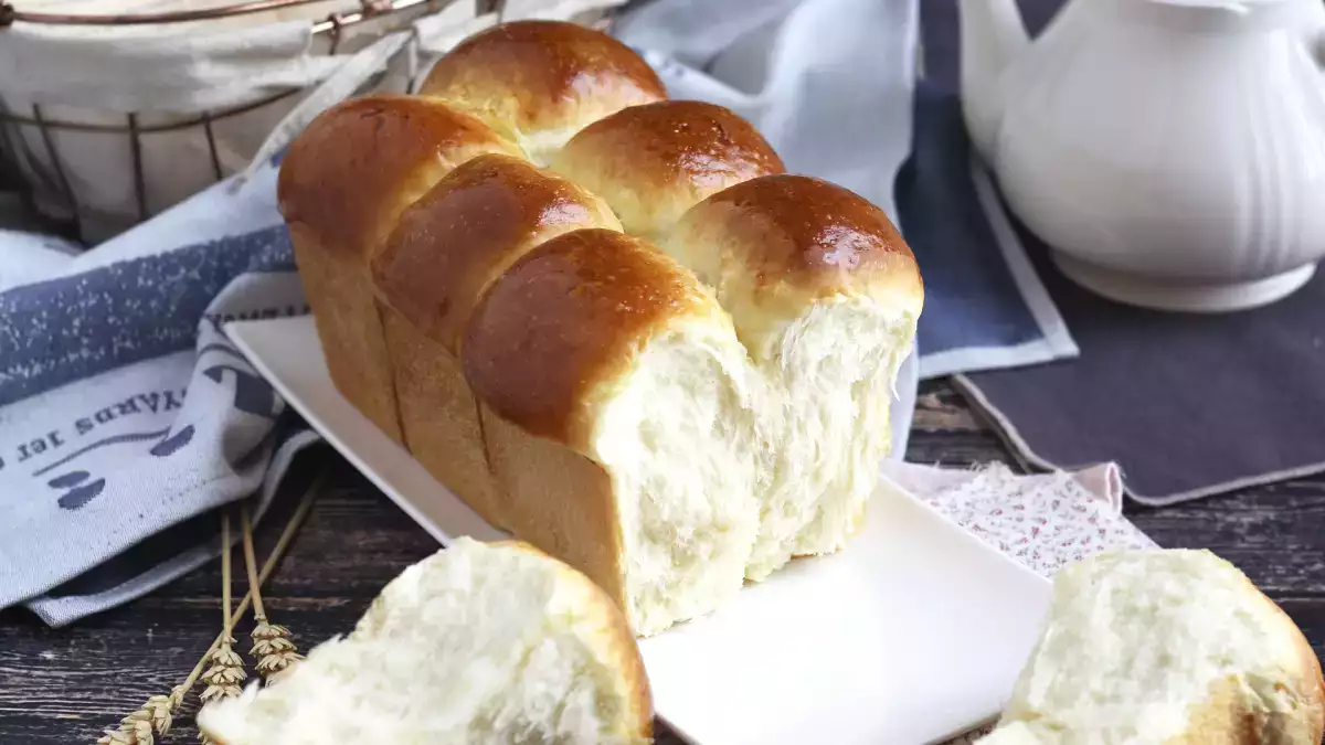 Cum să faci cea mai pufoasă brioche franceză: rețetă pas cu pas pentru un rezultat perfect