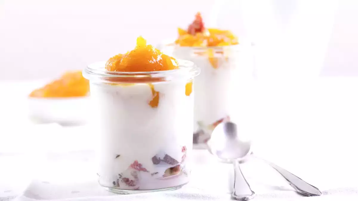 La supermarket: Regula 3-4-3 pentru alegerea unui iaurt bun, conform nutriționistului Boticaria Garcia