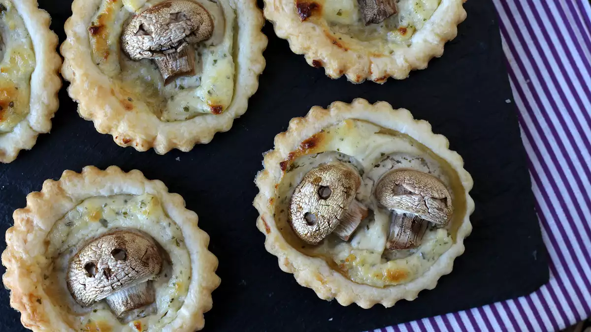 În bucătărie cu copiii! Aceste 8 rețete de Halloween sunt pe cât de înfricoșătoare, pe atât de ușor de făcut